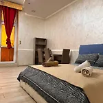 Giulia House